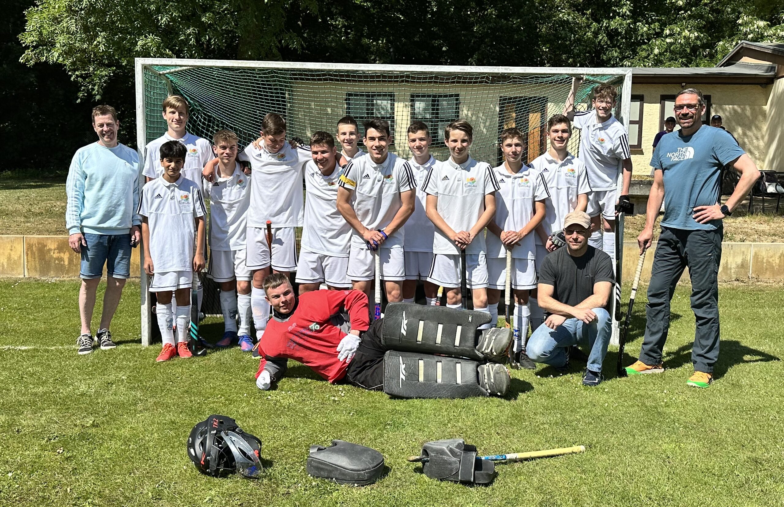 Erster Punkt der Saison: Torgauer Hockey-Jugend mit Unentschieden gegen Jena II